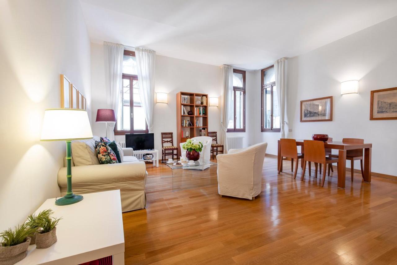 Ca Jole San Marco Apartment M02704210223 Венеція Екстер'єр фото